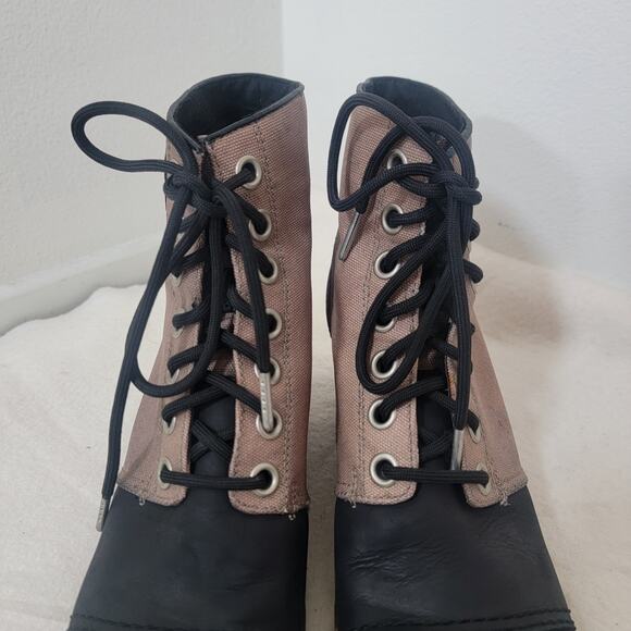Sorel PDX Wedge Ankle Boots Women Size 10 Shoes Waterproof Lace Black Tan - Picture 3 of 16